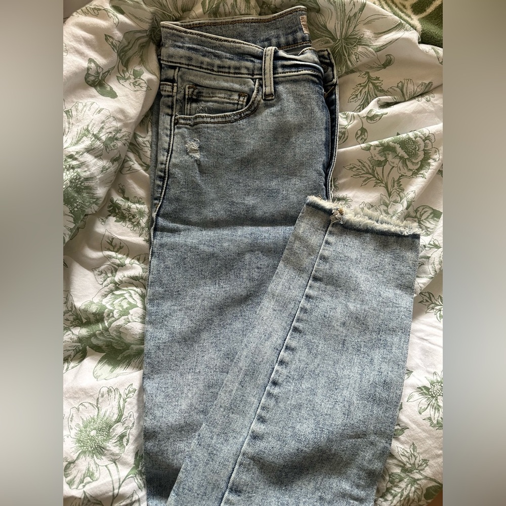 Used Altard State jeans. Do not fit me anymore.